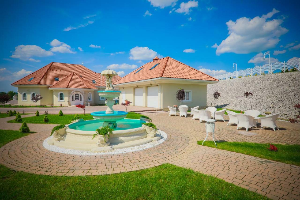 Sekowski Dwor Sekowa Exterior foto